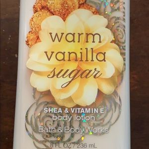 Bath and body works WARM VANILLA SUGAR body lotion